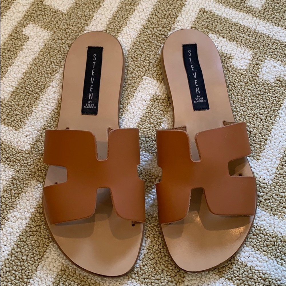Steven by Steve Madden sandals size 7